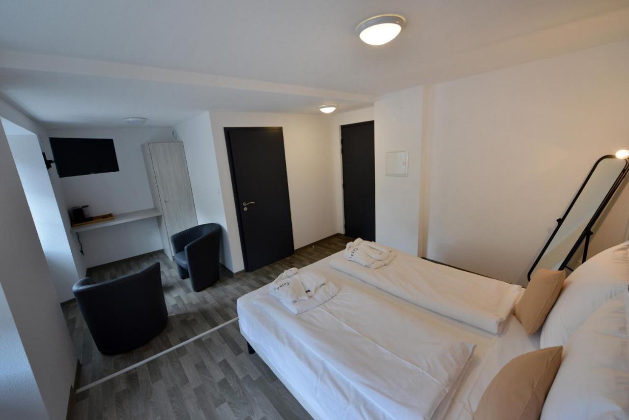 Au Chateau Fleuri Holiday home *